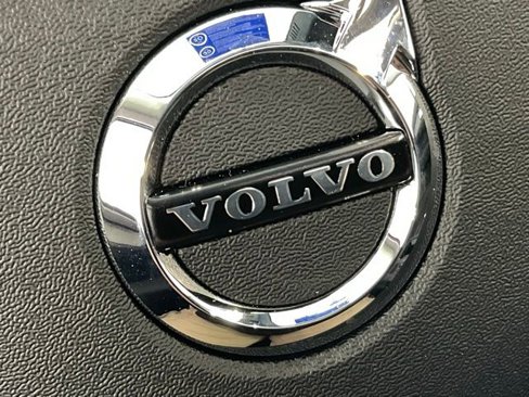 New 2025 Volvo XC40 B5 Core w/ Climate Package image 64