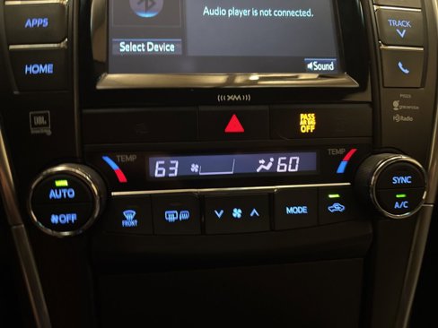 Used 2017 Toyota Camry XSE image 21
