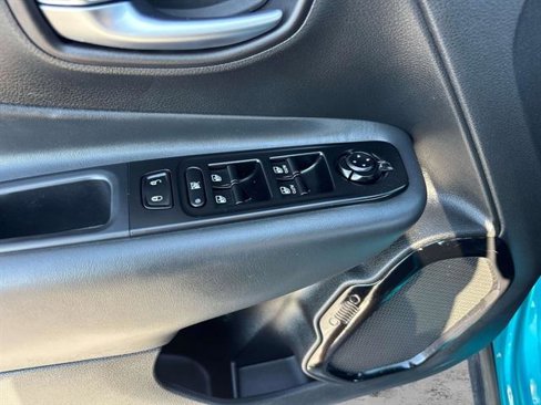 Used 2022 Jeep Renegade Altitude w/ Convenience Group image 16