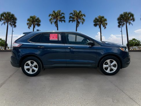 Used 2017 Ford Edge SE image 4