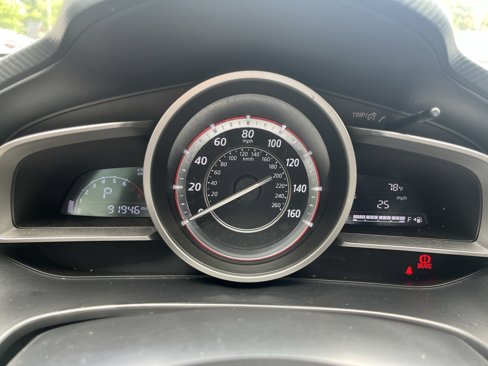 Used 2015 MAZDA MAZDA3 i Sport image 28