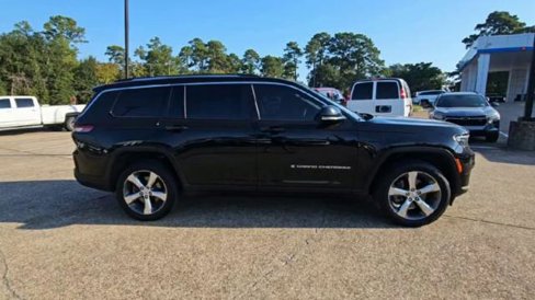 Used 2021 Jeep Grand Cherokee L Limited image 9