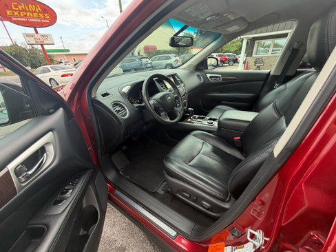 Used 2015 Nissan Pathfinder SL w/ SL Tech Package image 10