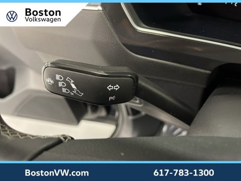 Certified 2022 Volkswagen Tiguan SE image 19