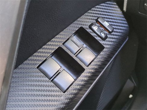 Used 2013 Toyota RAV4 XLE image 27