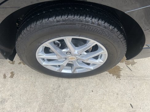 Used 2022 Chevrolet Equinox LT image 30