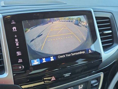 Used 2017 Honda Pilot Elite image 23
