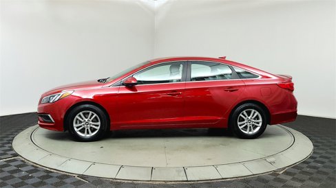 Used 2017 Hyundai Sonata SE w/ Cargo Package image 4