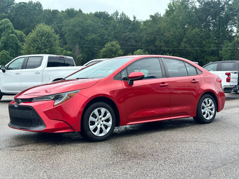 Used 2021 Toyota Corolla LE image 4
