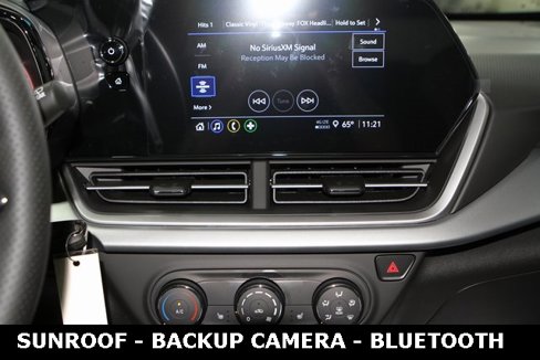 New 2026 Chevrolet Trax RS w/ Sunroof Package image 19
