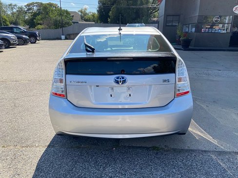 Used 2010 Toyota Prius Five image 4