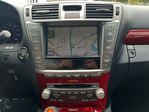 Used 2010 Lexus LS 460 L image 16