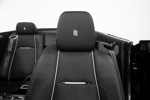 Used 2018 Rolls-Royce Dawn image 22