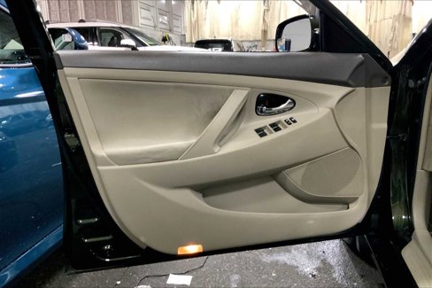 Used 2011 Toyota Camry LE image 21
