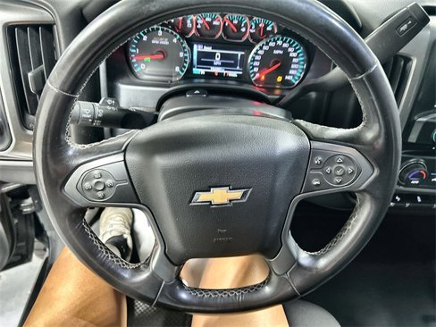 Used 2018 Chevrolet Silverado 1500 LT w/ All Star Edition image 11
