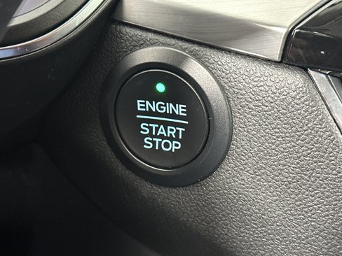 Used 2021 Ford Escape Titanium image 30