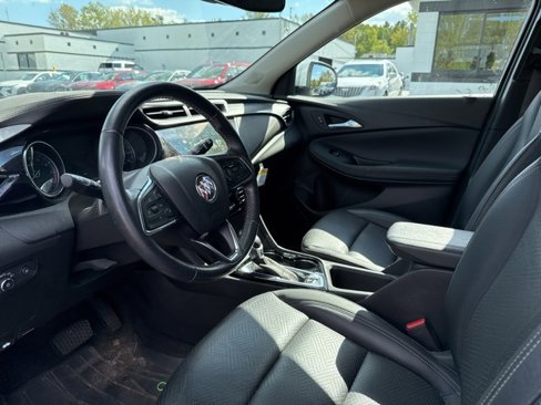 Certified 2022 Buick Encore GX Essence w/ Experience Buick Package image 5