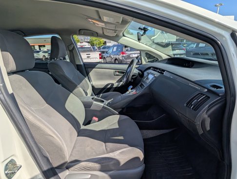 Used 2013 Toyota Prius Prime Plug-In Hybrid image 11