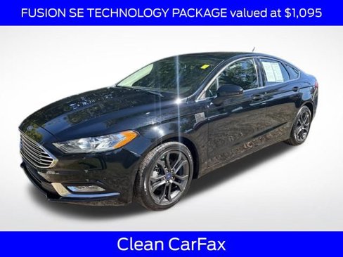 Certified 2018 Ford Fusion SE w/ Equipment Group 201A image 3