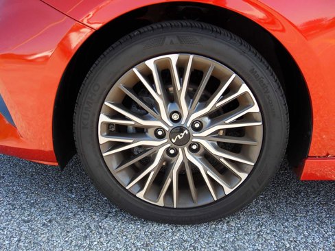 Used 2022 Kia Forte GT-Line image 14