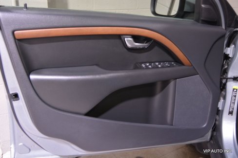 Used 2010 Volvo XC70 3.2 image 7