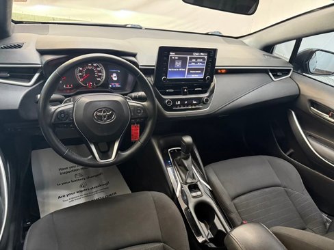 Used 2022 Toyota Corolla SE image 8
