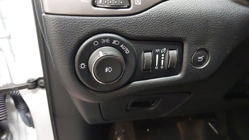 Used 2022 Jeep Cherokee Latitude Lux image 23