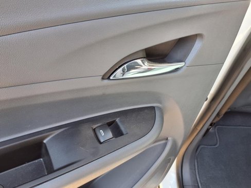 Used 2021 Chevrolet Bolt LT image 21