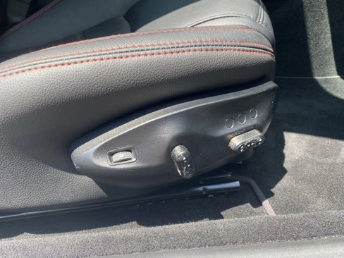 Used 2018 Maserati GranTurismo Sport image 38