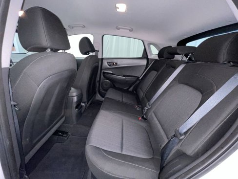 Used 2023 Hyundai Kona SEL image 5