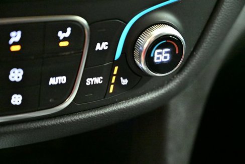 Used 2024 Chevrolet Equinox LT image 35