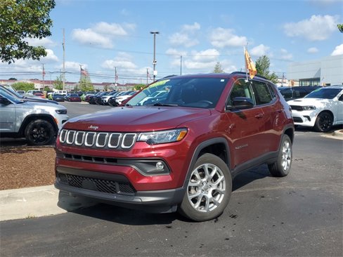 Used 2022 Jeep Compass Latitude image 29