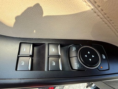 Used 2020 Ford Explorer XLT w/ Equipment Group 202A image 25