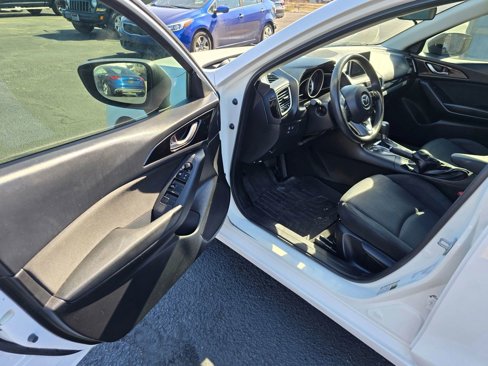 Used 2016 MAZDA MAZDA3 i Sport w/ Preferred Equipment Package image 19