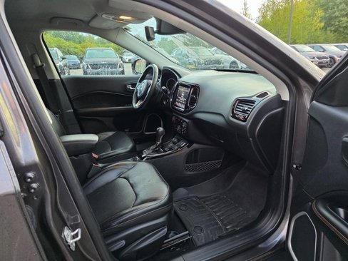 Used 2019 Jeep Compass Limited image 11