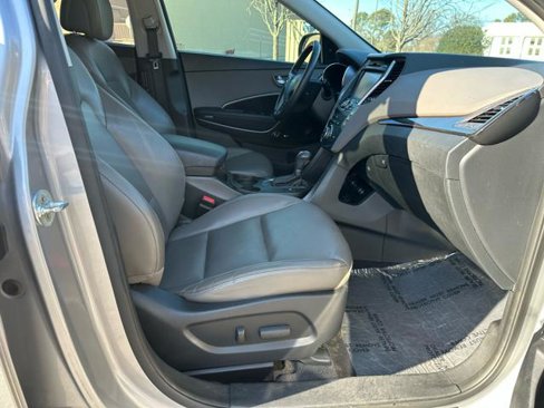 Used 2016 Hyundai Santa Fe Limited w/ Option Group 04 image 11