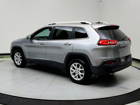 Used 2017 Jeep Cherokee Latitude image 7