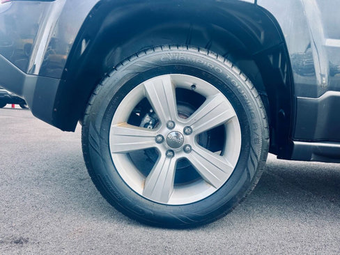 Used 2014 Jeep Patriot Latitude image 38