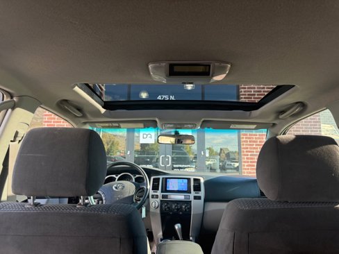 Used 2005 Toyota 4Runner SR5 image 18