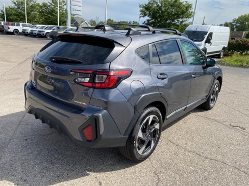 Used 2024 Subaru Crosstrek 2.5i Limited w/ Crosstrek Mirror Package image 3