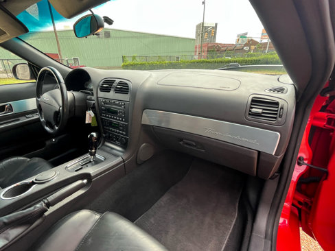 Used 2002 Ford Thunderbird image 43