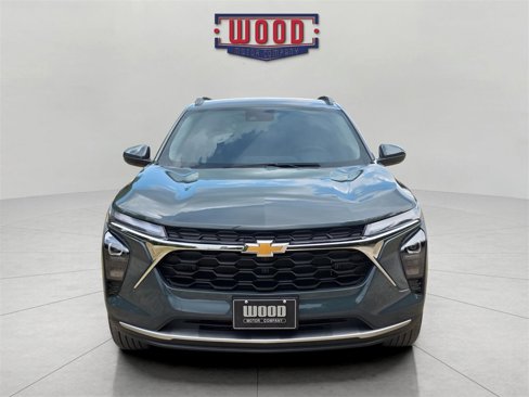New 2025 Chevrolet Trax LT w/ Driver Confidence Package image 6