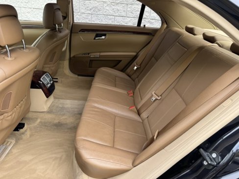 Used 2008 Mercedes-Benz S 550 4MATIC image 8