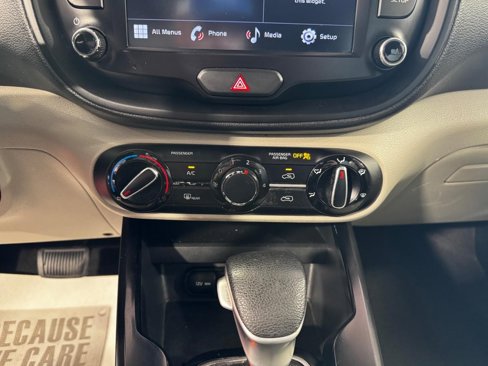 Used 2022 Kia Soul LX w/ Technology Package image 19