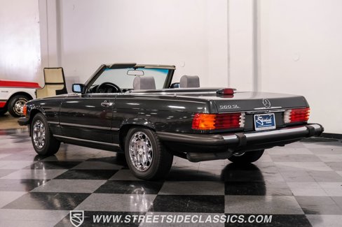 Used 1986 Mercedes-Benz 560 SL image 8