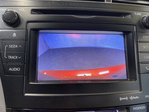 Used 2013 Toyota Prius V image 17