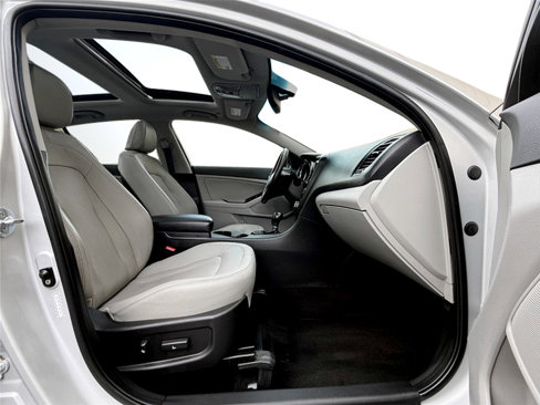 Used 2011 Kia Optima EX w/ Premium Pkg image 28