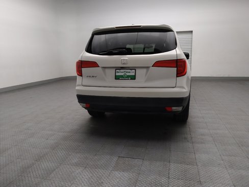Used 2017 Honda Pilot EX-L image 7