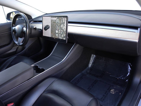 Used 2018 Tesla Model 3 Long Range image 27