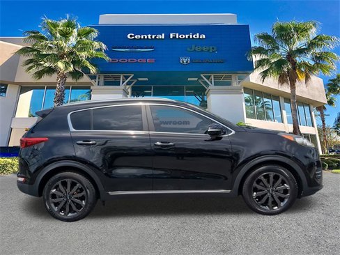 Used 2018 Kia Sportage EX w/ EX Sport Appearance Package image 4